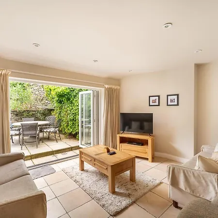 3 Bed In Ambleside Oc-Lr126 *